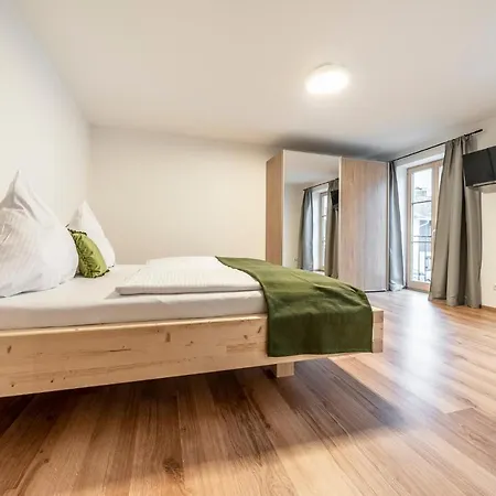 Alpenrose Apartment *