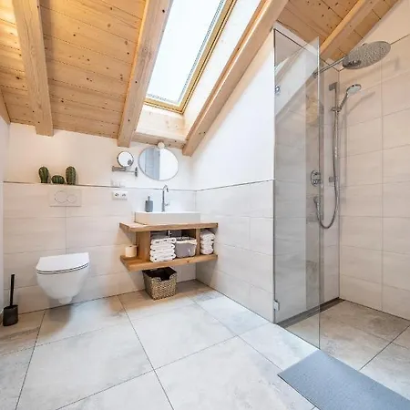 Alpenrose Apartment